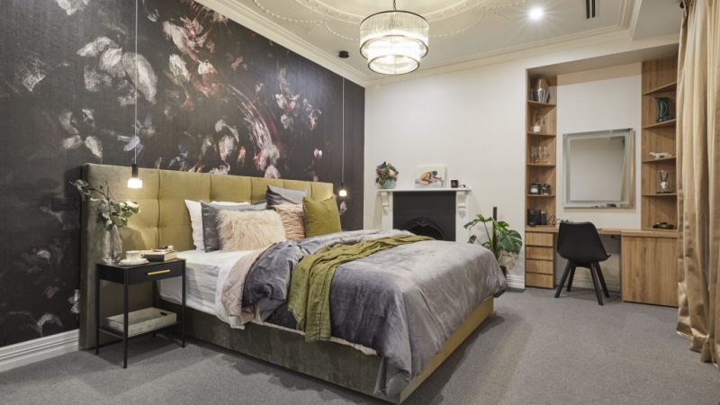 “I should be scarred”: Darren Palmer shares his tips for getting wallpaper right